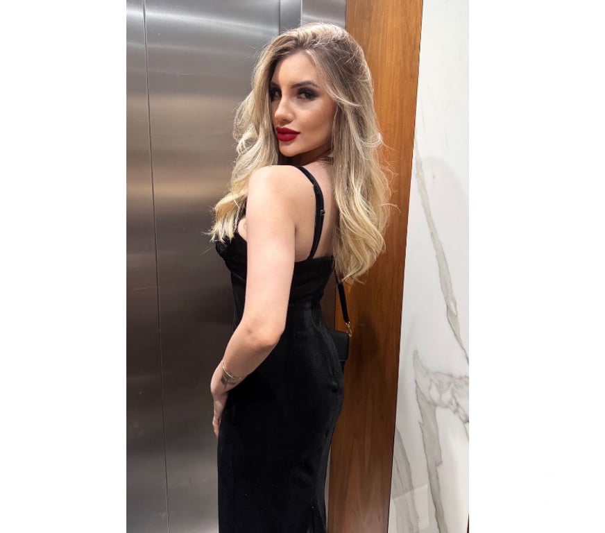 Escorts Central London Victoria - Central London - Photos for 🇧🇷 ALICE♾️ PARTY IN VICTORIA LONDON 🔥