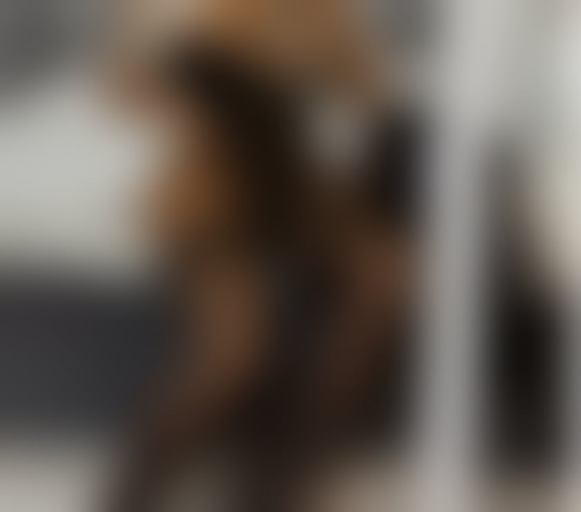 Escorts Horsham Town Centre Horsham - Photos for Emma sweet girl in town