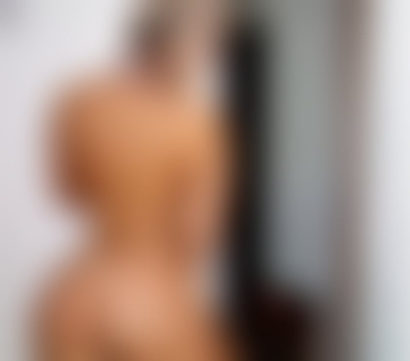 Escorts South West London Kingston upon Thames - Photos for I'll make you smile , if you call me ❤️ Kingston