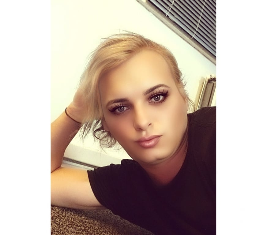  Gay massage South Yorkshire Barnsley - Photos for Eric ladyboy czech