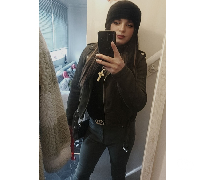  Gay massage South Yorkshire Barnsley - Photos for Eric ladyboy czech