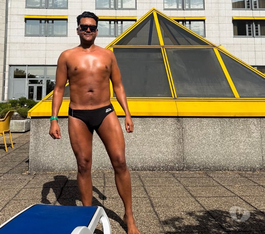  Gay massage South East London New Cross - South East London - Photos for Dominant and open mind Masseur. XXL