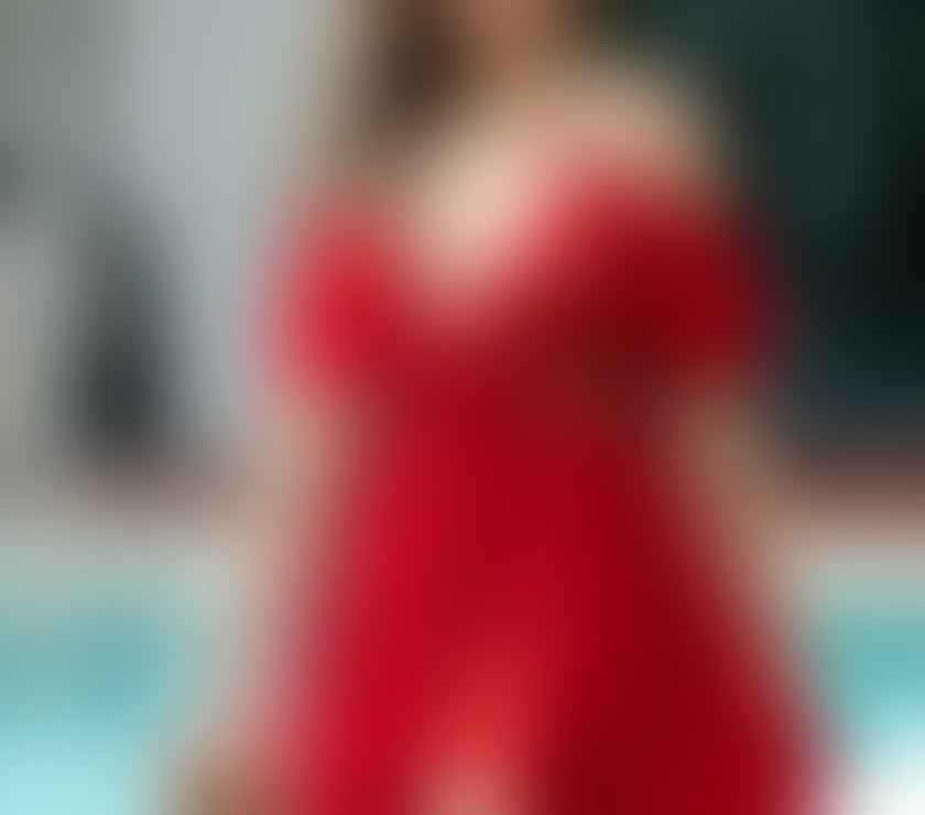  Escorts Exeter East Devon - Photos for Discreet Masseuse in Exeter**