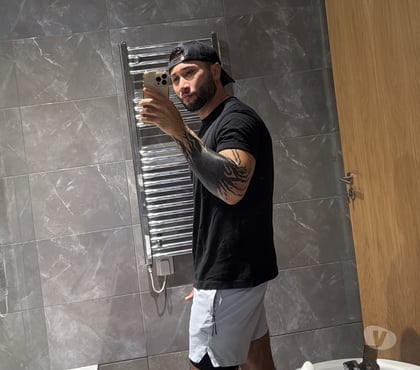 Gay Escorts Brentwood Station Brentwood - Photos for COLOMBIAN GUY 🥵 ‪07351 736785‬