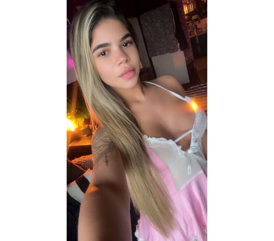 Escorts East London Commercial Road - East London - Photos for British🇬🇧bonnie💋 19🍒 independent gem💎