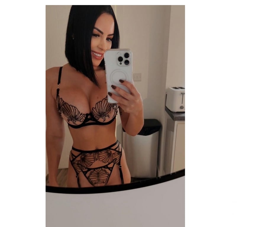 Escorts South West London Kingston upon Thames - Photos for LAURA BRAZILIAN GIRL 🇧🇷 BEST PARTY 🔥 🔥