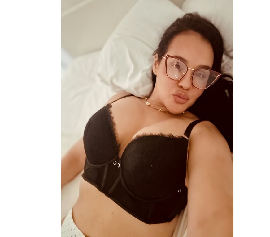 Escorts North London Enfield - Photos for 🧿🇧🇷 BRAZILIAN🧿🔥PARTY GIRL REAL PHOTO