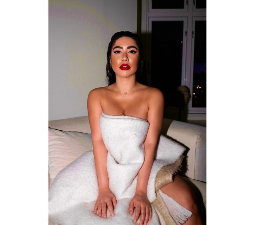 Escorts Glasgow Thornwood - Glasgow - Photos for Beautiful Larissa Portuguese IN GLASGOW