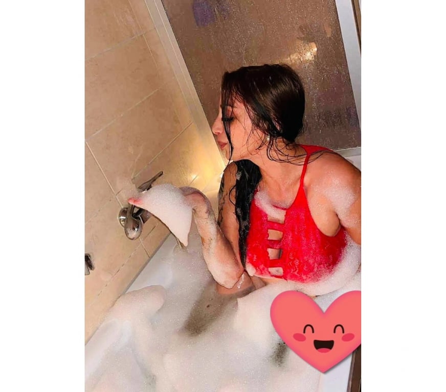 Escorts Bedfordshire Luton - Photos for Melysa new luton party girls