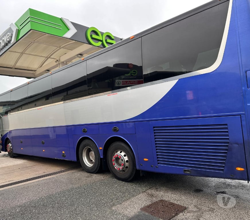 courier services Central London London Bridge Station - Central London - Photos for Book Your Private Coach Hire Today Tours