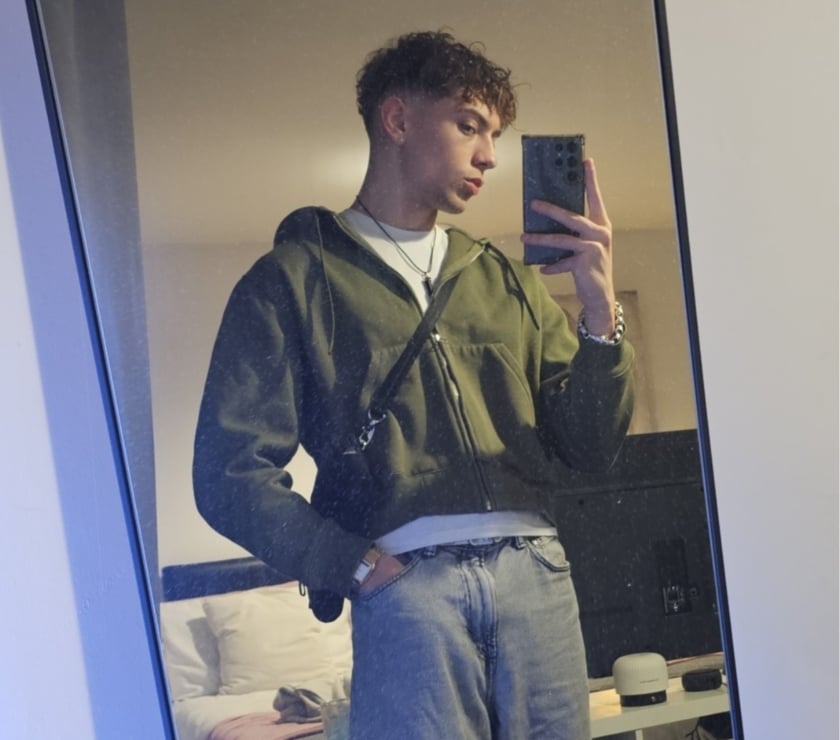 Gay Escorts Birmingham Birmingham - Photos for Jordan Twink 21 YEARS BOTTOM
