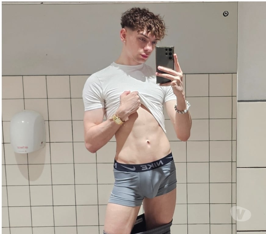  Gay massage West Midlands Birmingham - Photos for Kyro Twink 21 YEARS BOTTOM