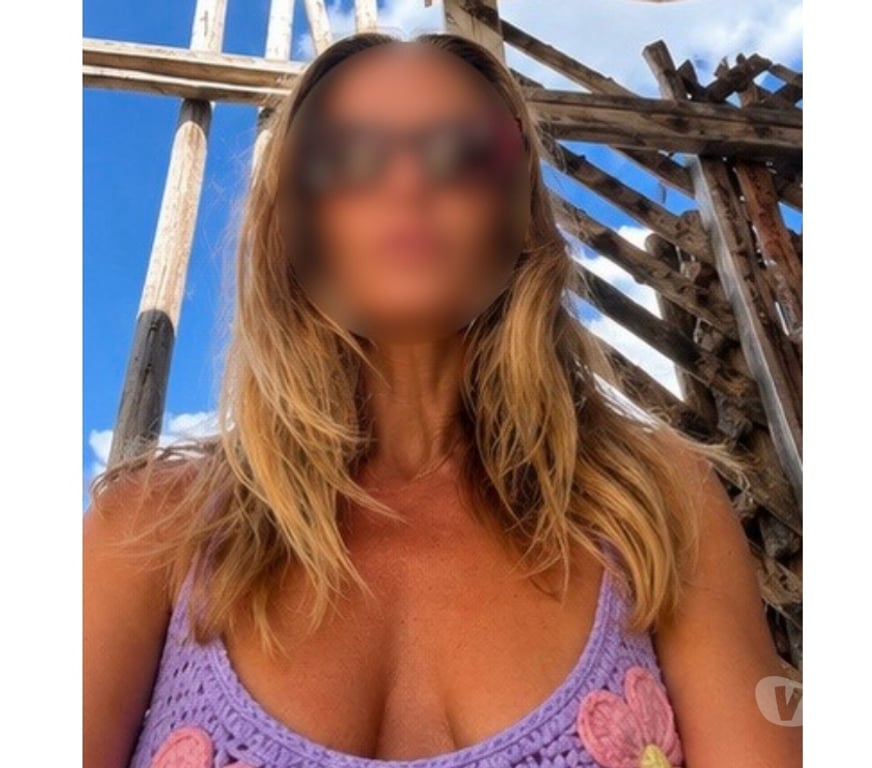 Escorts West London Hillingdon - Photos for Naughty Samantha