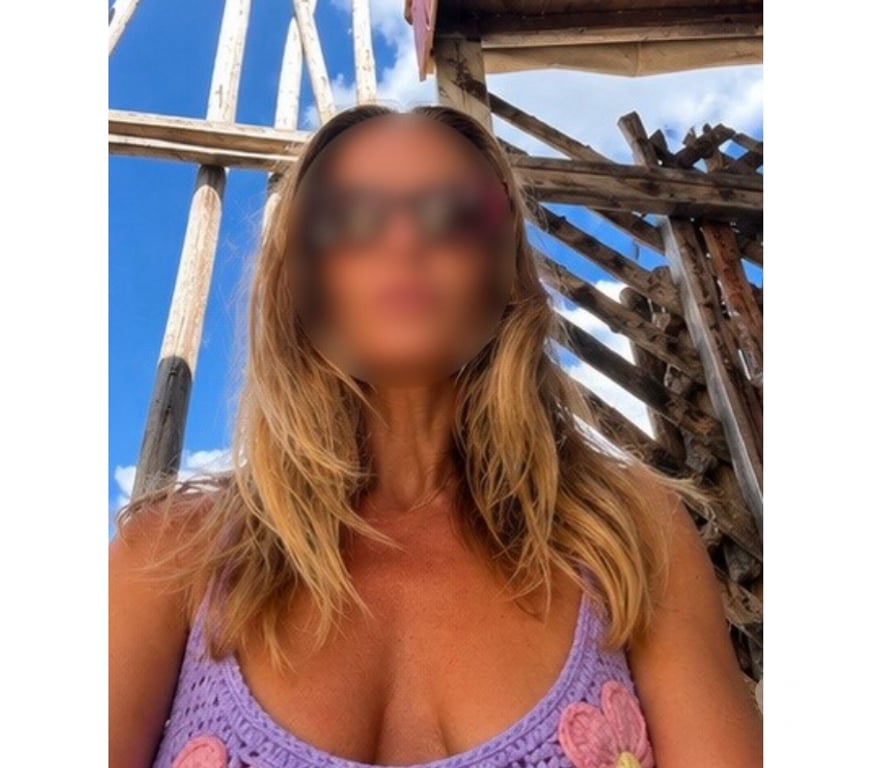 Escorts West London Hillingdon - Photos for Naughty Samantha