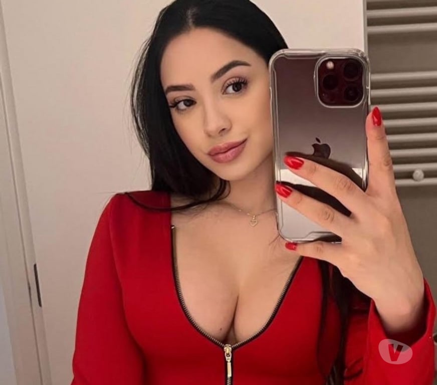 Escorts South East London Grove Park - South East London - Photos for Bianca 🎉 | 24 | Brazilian Bromley SE9 CATFORD