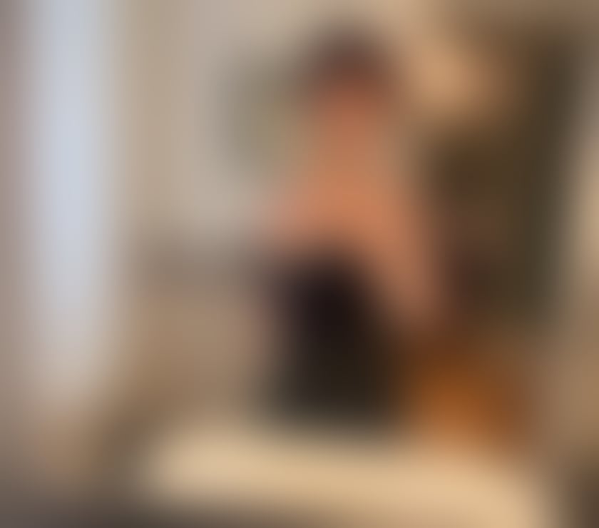 Escorts Central London Tower Hill - Central London - Photos for British Domme Miss Hannah Blake