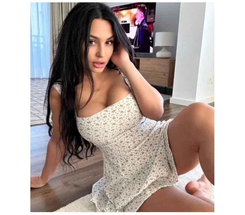 Escorts Hayes Hillingdon - Photos for Eleny 💜 available now no rush service 🫠