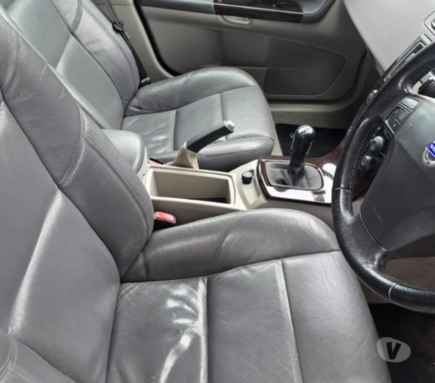 used cars for sale Lincolnshire South Holland - Photos for Volvo v50 2007 petrol