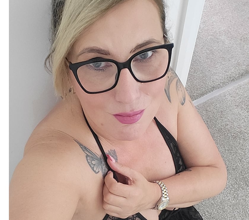 Adult Entertainment Norwich City Centre Norwich - Photos for Rachel queen of curves online only