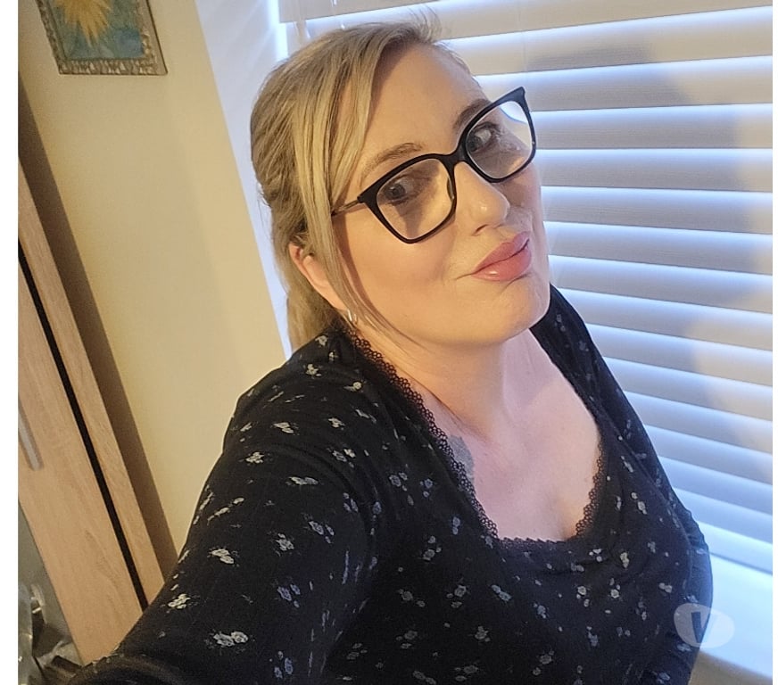 Adult Entertainment Norfolk Norwich - Photos for Rachel queen of curves online only