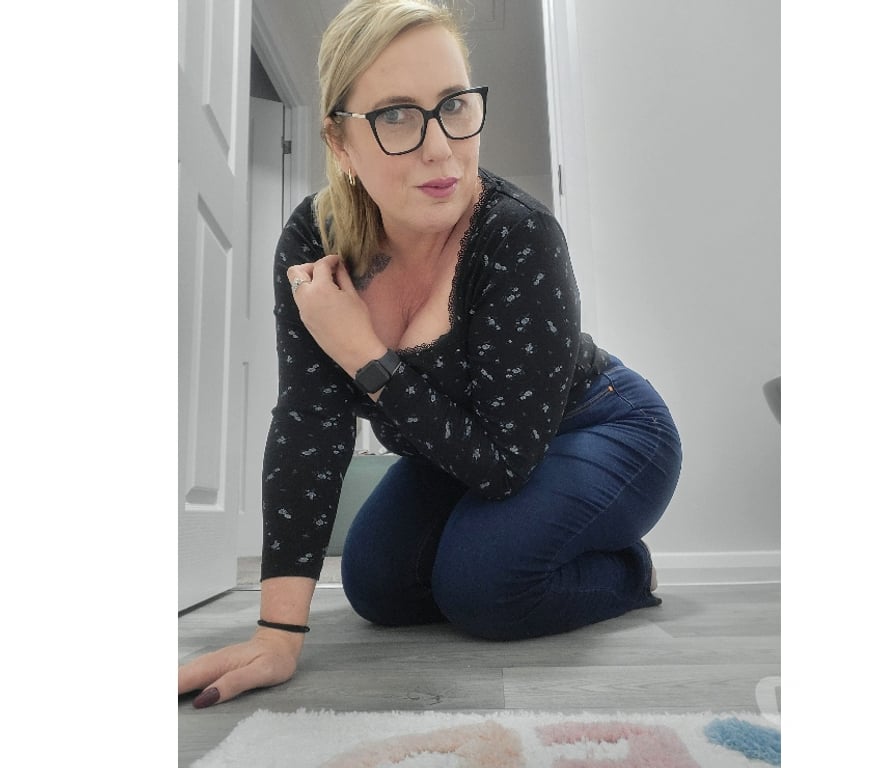 Adult Entertainment Norfolk Norwich - Photos for Rachel queen of curves online only