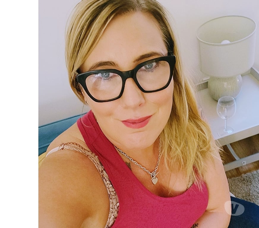 Adult Entertainment Norfolk Norwich - Photos for Rachel queen of curves online only