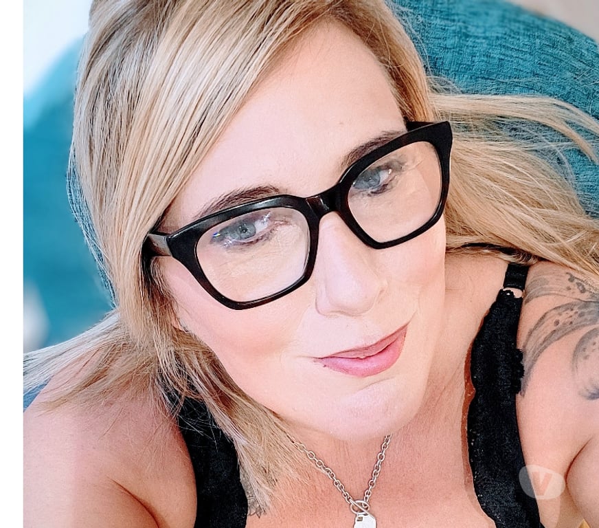 Adult Entertainment Norfolk Norwich - Photos for Rachel queen of curves online only