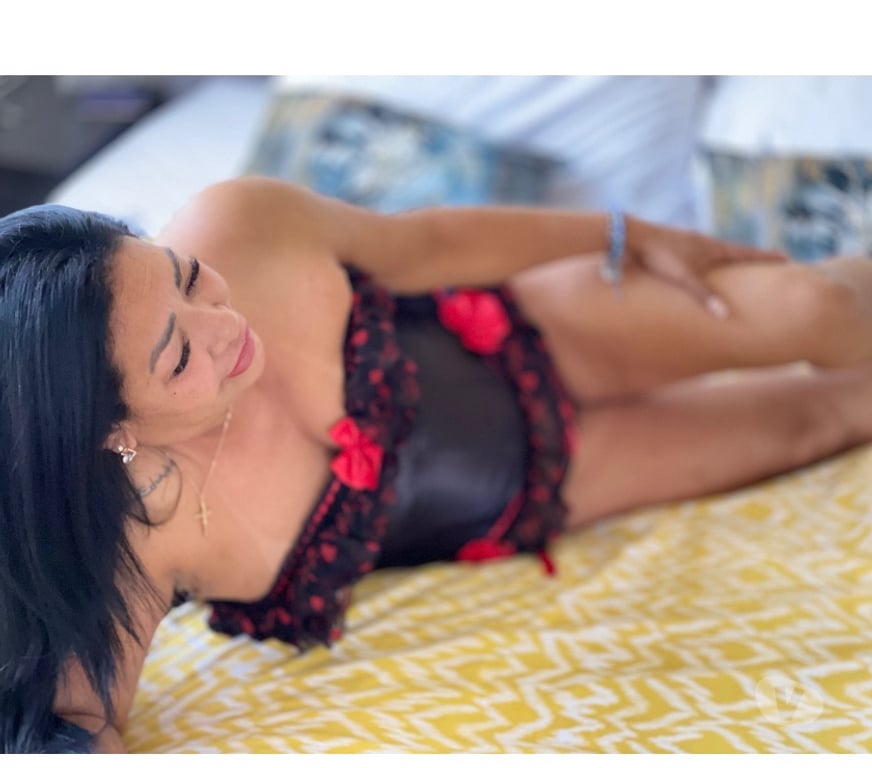 Escorts South West London Clapham North Station - South West London - Photos for Layla genuine ❤️ Brazilian 🇧🇷