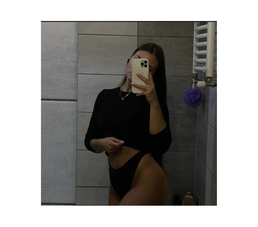 Escorts Lancashire Blackburn with Darwen - Photos for Am Roberta,,🥰🥰🥰