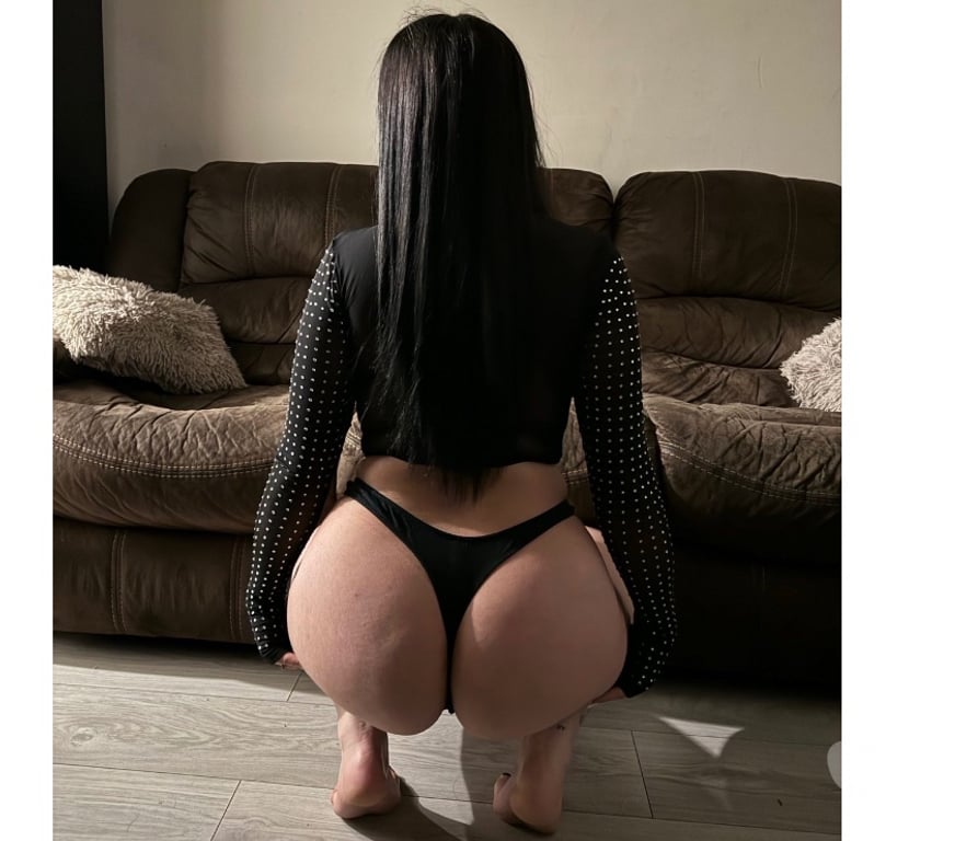 Escorts Fife Kirkcaldy - Fife - Photos for Karla ! Outcall or car meet