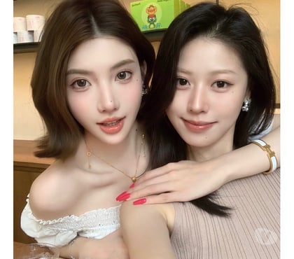 Photos for Sexy asian girl in Watford town centre