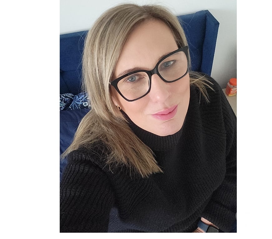 Adult Entertainment Leicestershire Leicester - Photos for Rachel curvy milf online only