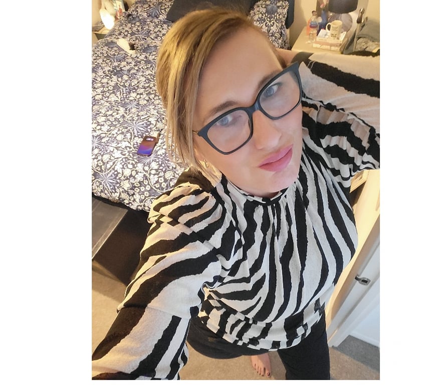 Adult Entertainment Leicestershire Leicester - Photos for Rachel curvy milf online only