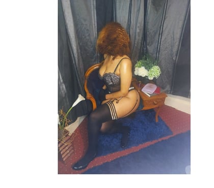 Photos for Bella Young Sexy big botty in Westcliff