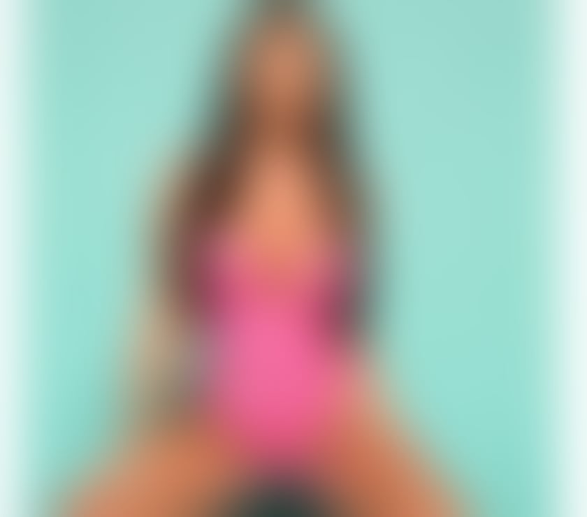 Escorts Belfast City Centre (South) Belfast - Photos for 🍭 Suzy 🍭 INCALL OUTCALL 🍭