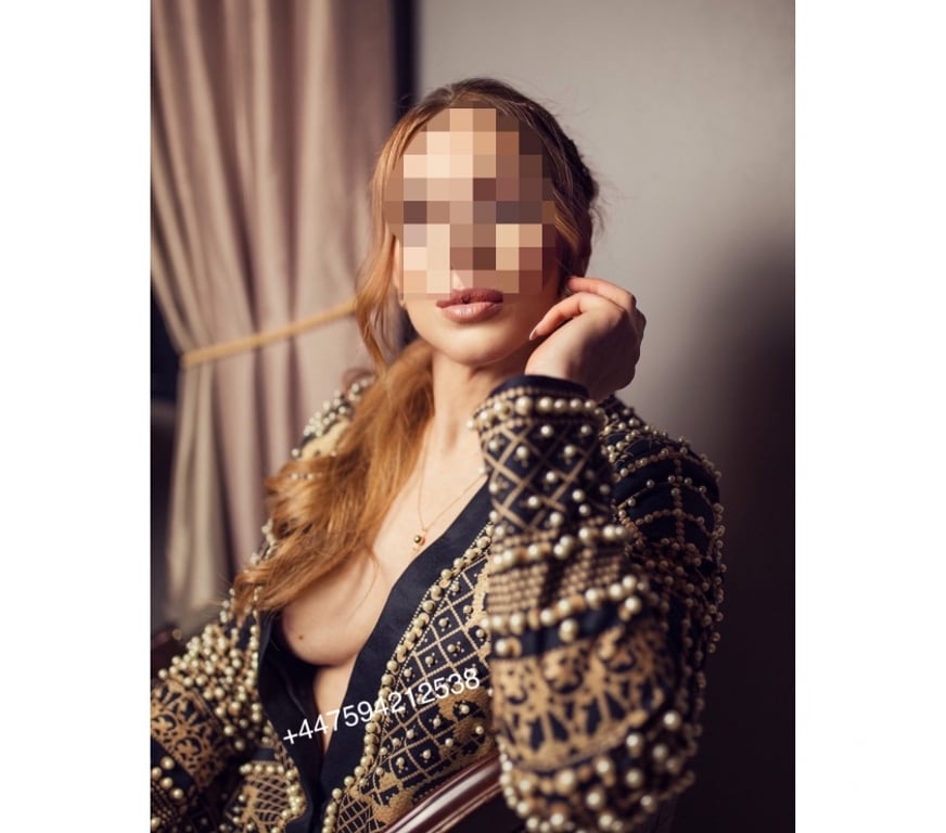 Escorts Edinburgh Craigentinny - Edinburgh - Photos for 100% CLASSY CAROLINNE - THE PERFECT TOUCH - MASSAGE THERAPY