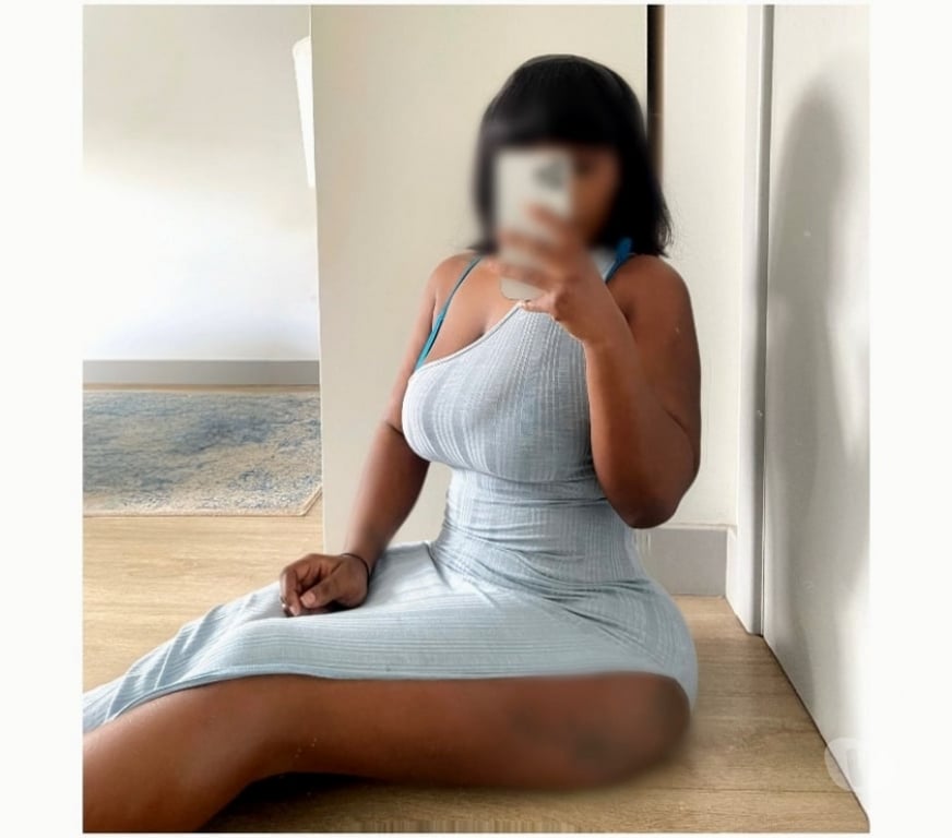 Escorts Barking and Dagenham Barking - Barking and Dagenham - Photos for Strapon Mistress 💋 Sloppy BJ Party Dominant Ebony