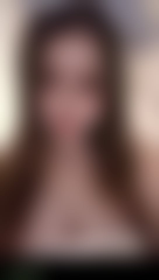 Escorts East London Aldgate East Station - East London - 