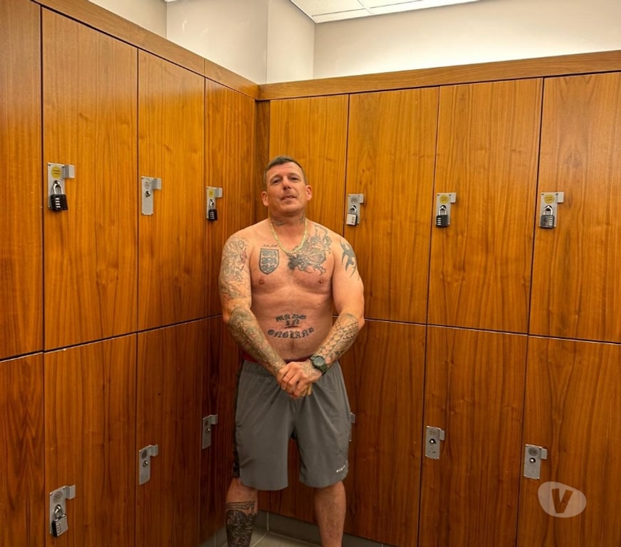 Escorts Devon East Devon - Photos for Clean male looking to keep you company and smiling