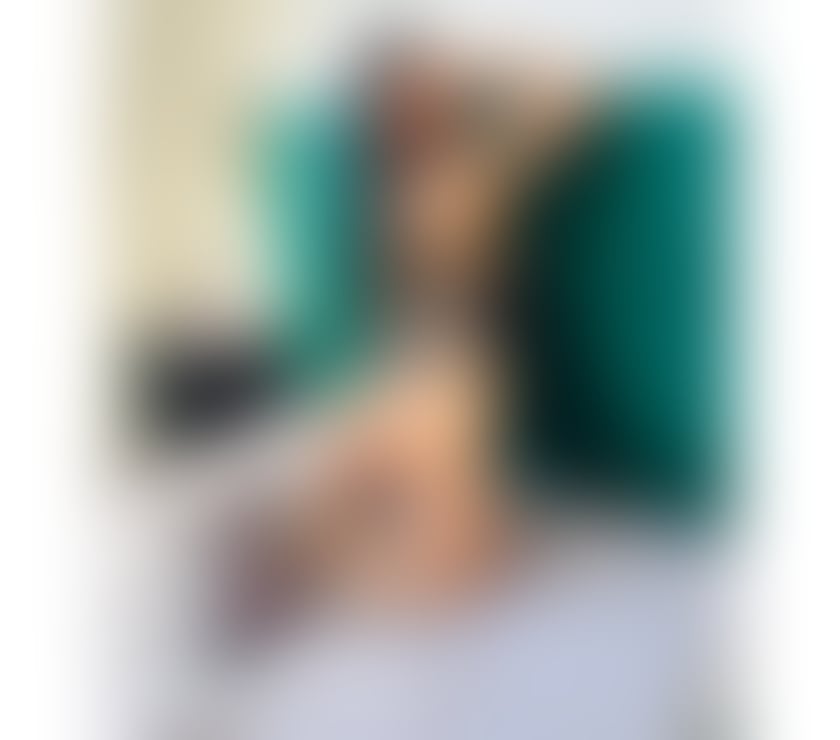 Escorts South West London Tooting Broadway - South West London - Photos for Busty 💯Lora 🎀 High Class and Genuine 💯🍑 Real🫦