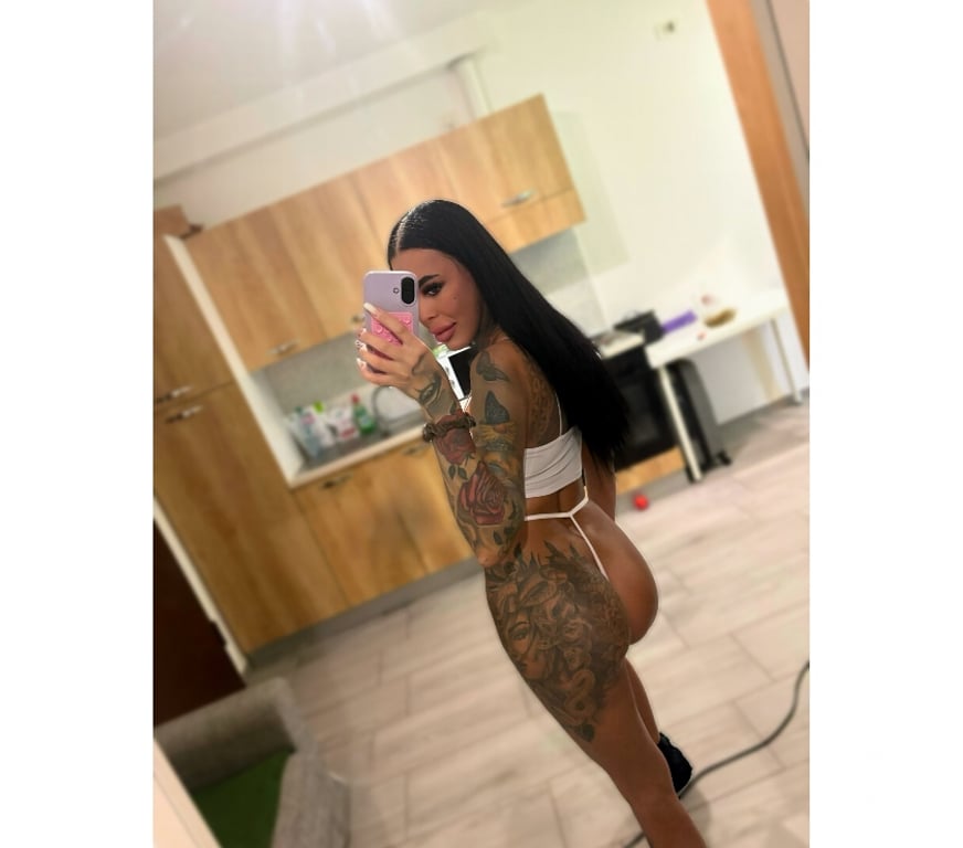 Escorts Shropshire Shrewsbury - Shropshire - Photos for ADELA 😘 NEW IN TOWN PARTY GIRL ONLY FOR YOU 🥂