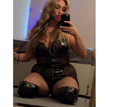 Escorts Snaresbrook East London - Photos for DOUBLE GIRL MASSAGE 🦶FEET FETISH 🔥EROTIC -DOMINATION