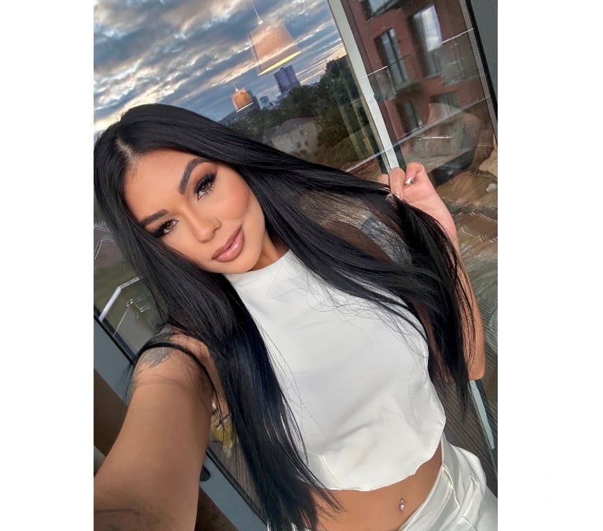 Escorts Greater Manchester Manchester - Photos for Yarlah, Sexy & Natural Brunette ๐ฅ๐ง๐ท๐