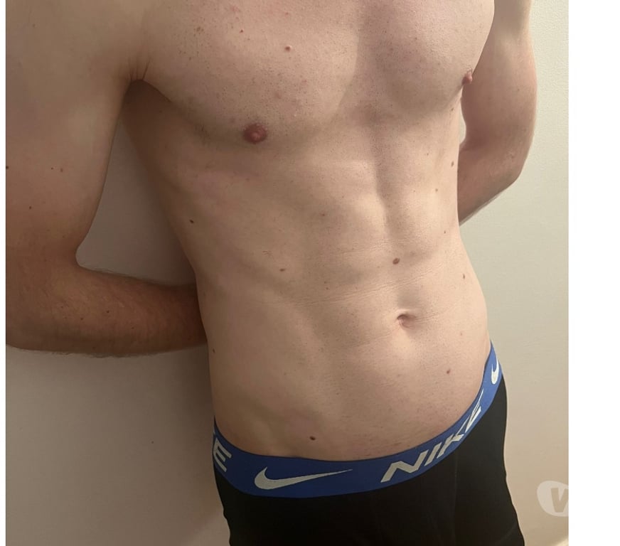 Escorts Hull Anlaby Park - Hull - Photos for ✨ Discreet Male Companion – Class & Comfort