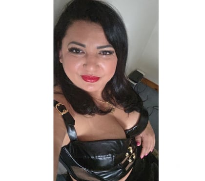 Escort Inverness Highland - Photos for Julie GFE party girl Brazilian