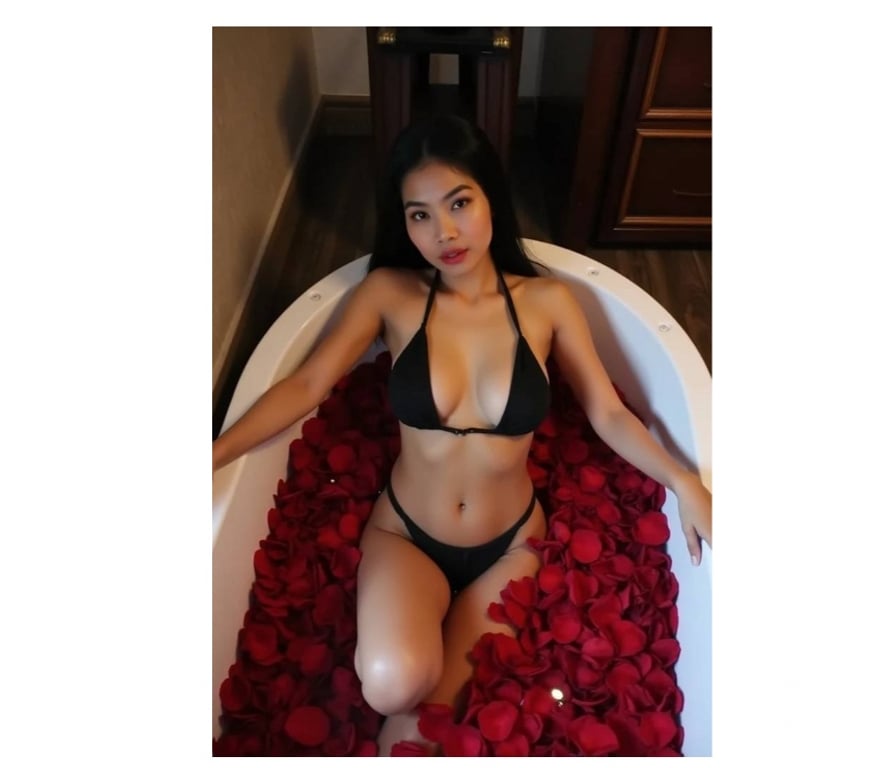 Escorts Glasgow Glasgow City Centre - Glasgow - Photos for Hi guys. Is Thai girl.Photo is real &no rushing