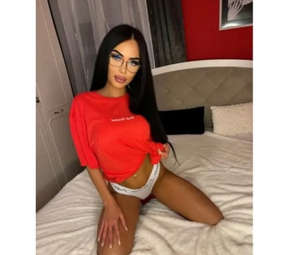 Escort Manchester City Centre Manchester - Photos for Rebbe ❤️ New❤️VIP escort❤️OUTCALL