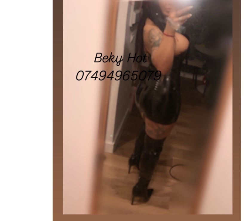 Escorts Leyton East London - Photos for Last days tasty The best tight no rush no waste of time !