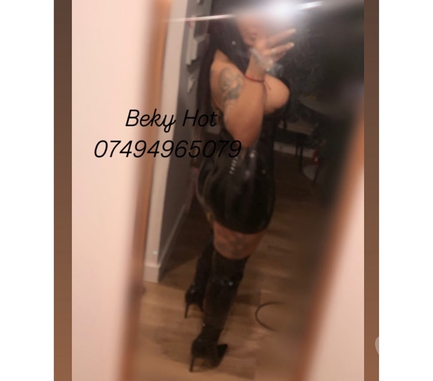 Escorts East London Leyton - East London - Photos for Best bj curvy tight brunette👅no rush no waste of time !