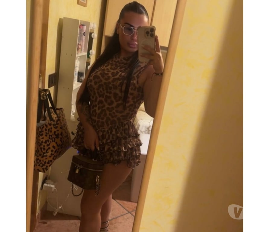 Escorts West Yorkshire Leeds - Photos for Yasmin💋😝💯 party girl😝🍾🥂👌INCALL-OUT🍫